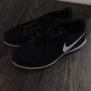 Nike Men’s Shoes size 9.5